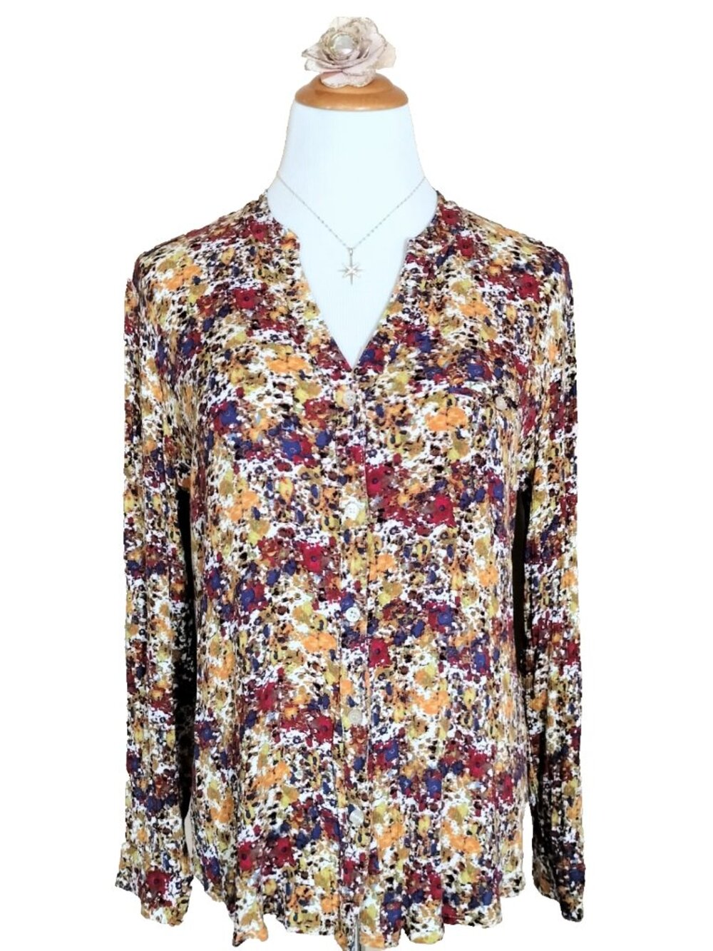 Kut from the Kloth Button Front Top L Multicolor Speckle Print Roll Tab Sleeves